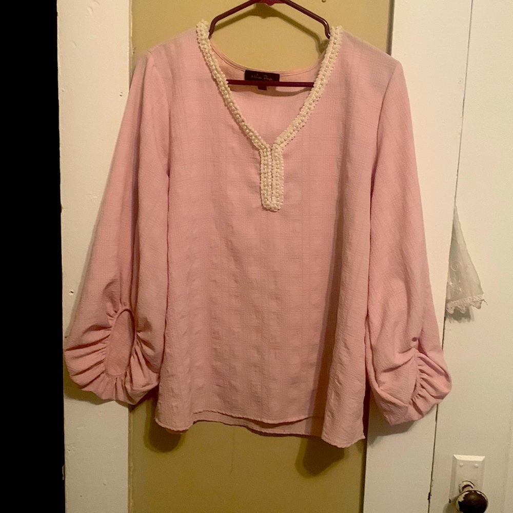 very cute and comfortable women’s dress shirt.